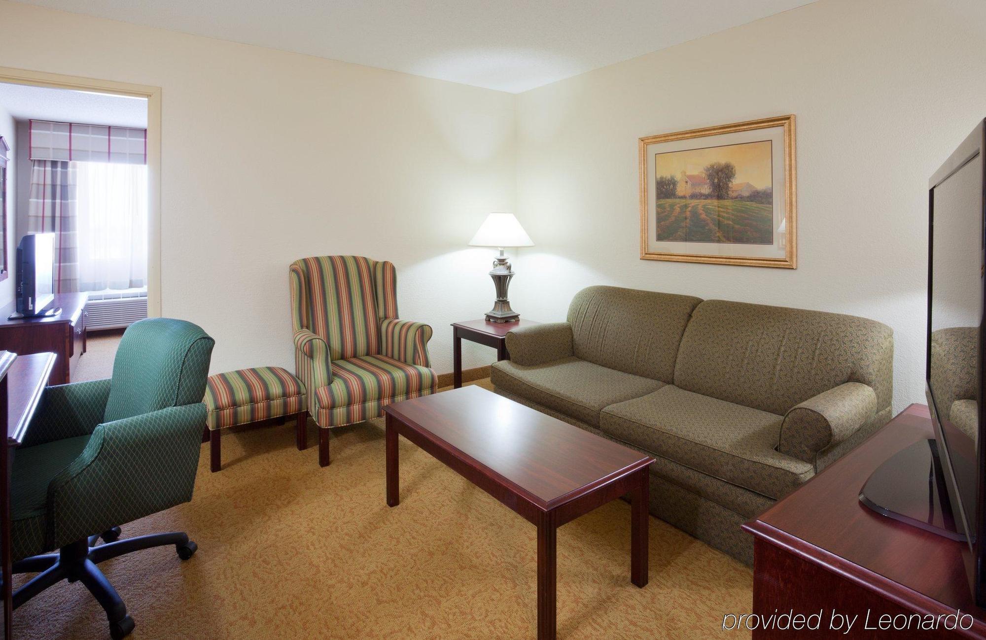 Country Inn & Suites By Radisson, Cedar Rapids Airport, Ia Exterior photo
